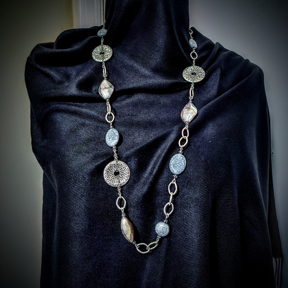 Premier Designs Marine two in one necklace. - Picture 7 of 9